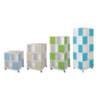 Bücherturm mit offenen Fächern, fahrbar