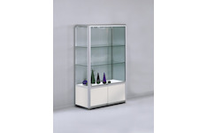 Vitrinen mit Unterschrank